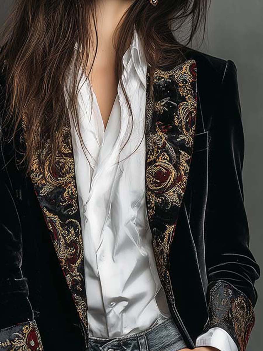 Camilla | Fitted Blazer with Black Baroque Print