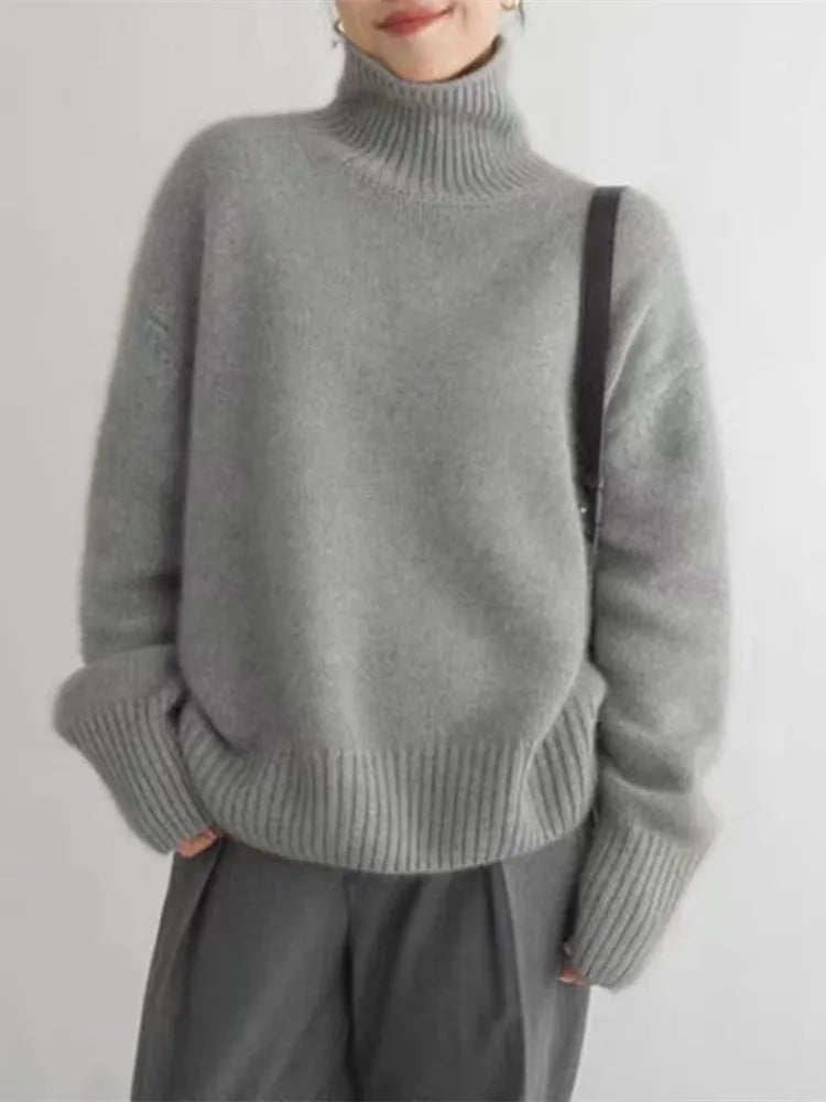 Maria | Elegant Cashmere Turtleneck