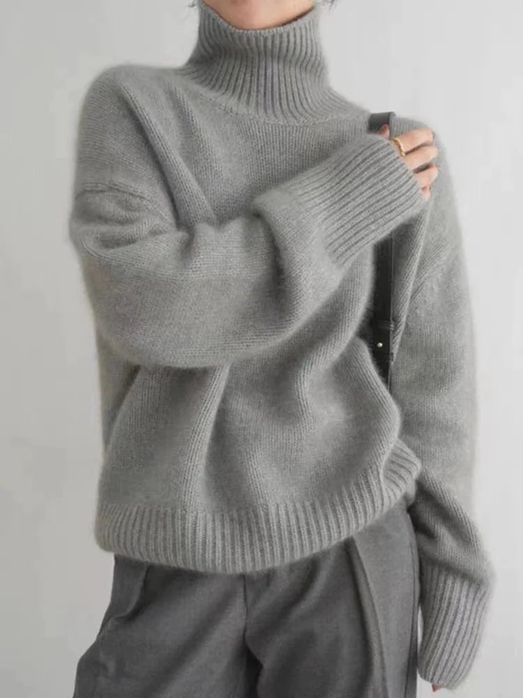 Maria | Elegant Cashmere Turtleneck