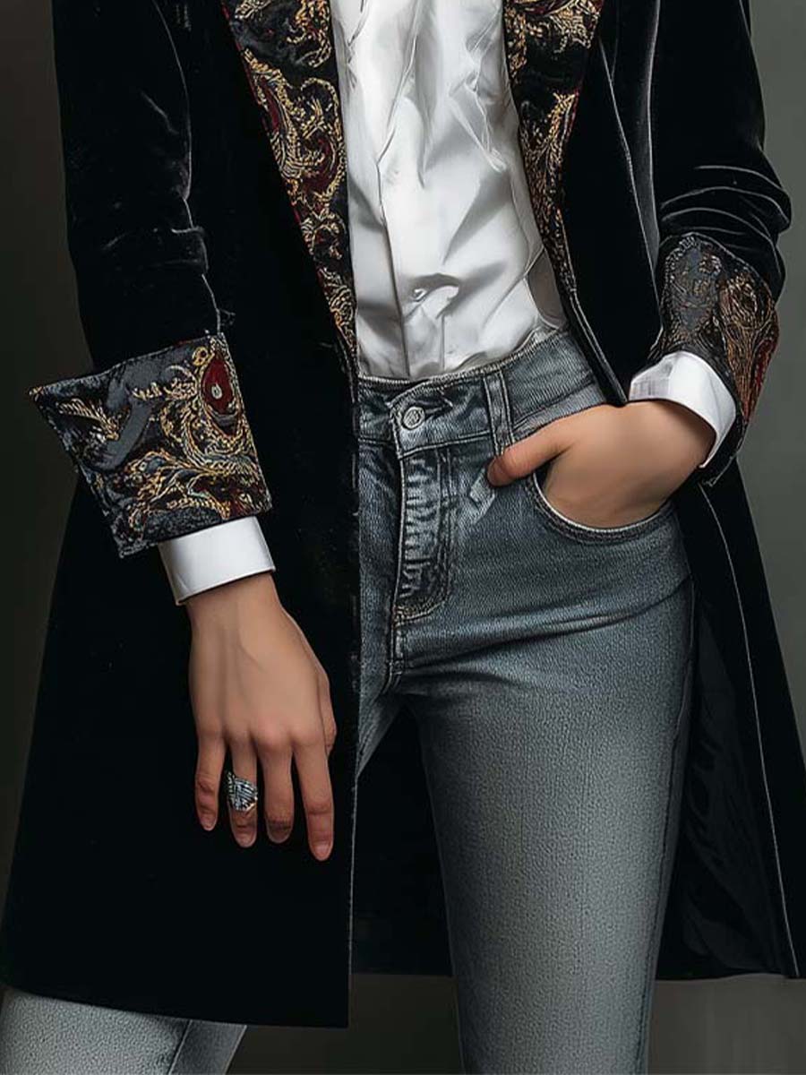 Camilla | Fitted Blazer with Black Baroque Print