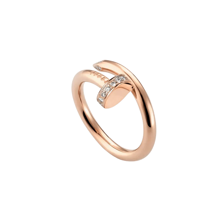 NAIL DELUXE RING