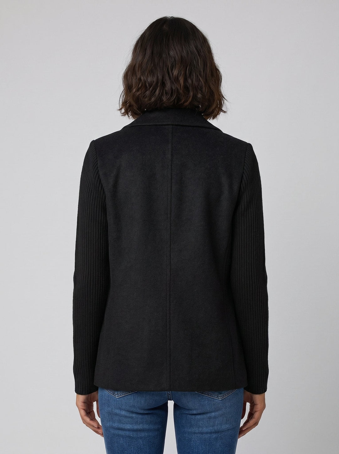 Amora | Elegant Knit-Sleeve Blazer