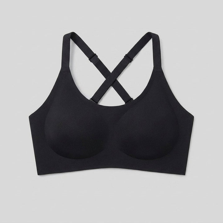 Kira sports bra black front