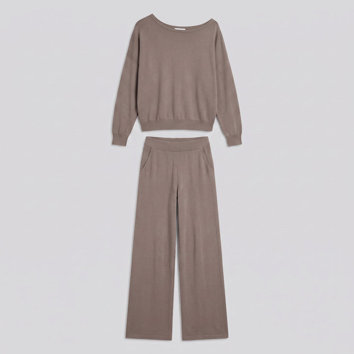 Luxe Eleganza Loungewear Set | Ultra-Soft Knit, Off-Shoulder Design